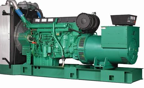 延平发电机除垢后需要用清水冲洗水冷式机油散热器几次？